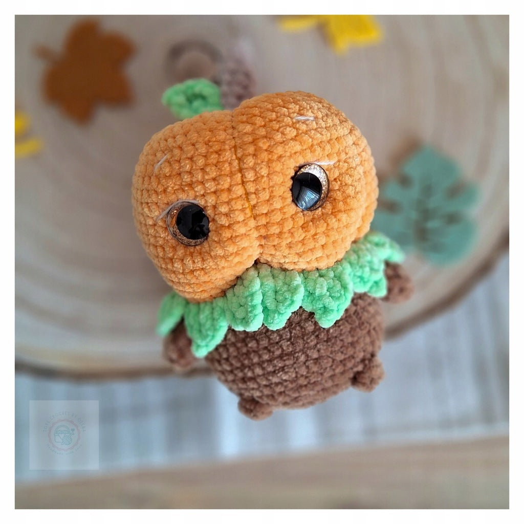 Crochet Pumpkin, 10-12 cm – Handmade Autumn Decoration