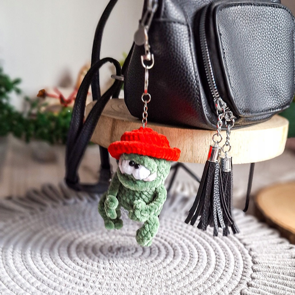 Frog Keychain, Handmade Crochet Plush Amigurumi, 13 cm