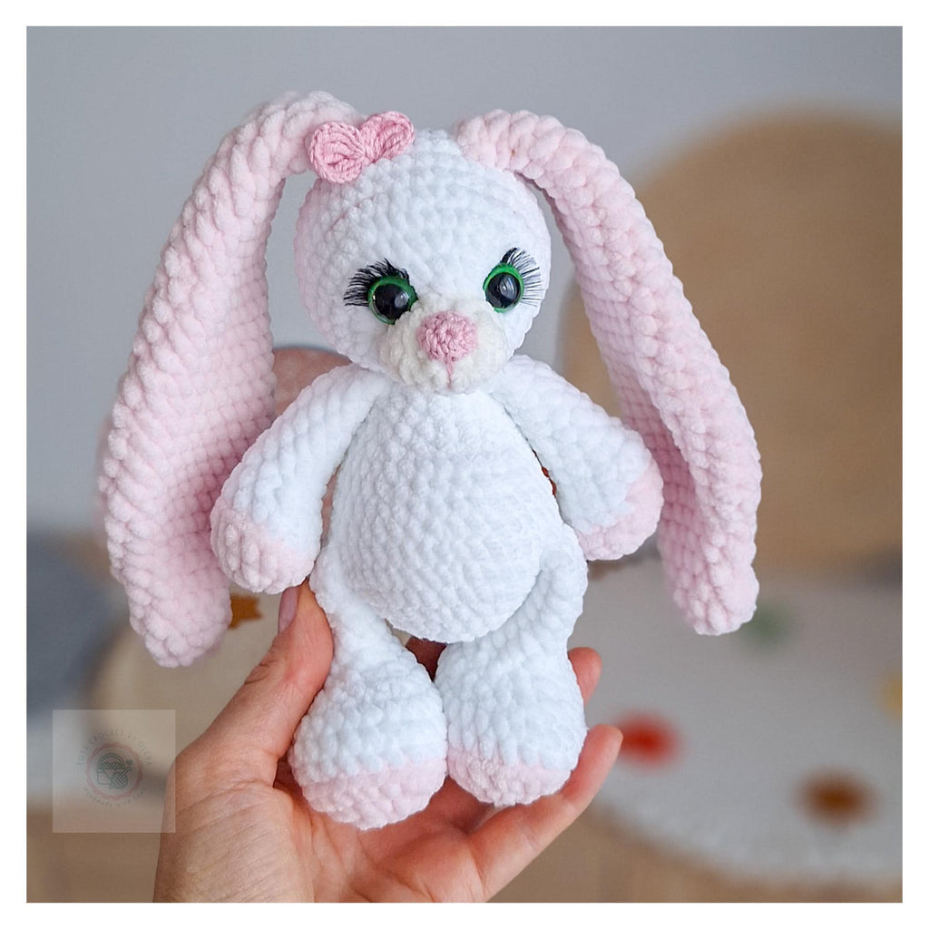 Ręcznie robiony biało-różowy króliczek z długimi uszami, pluszowa zabawka dla dziecka