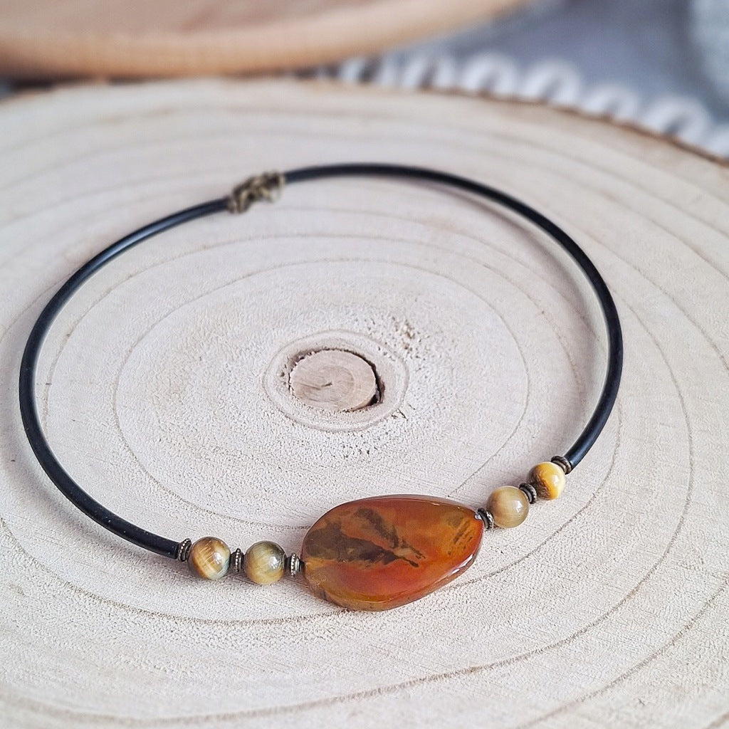 Agate Choker, 40–45 cm, on Memory Wire, Adjustable Necklace