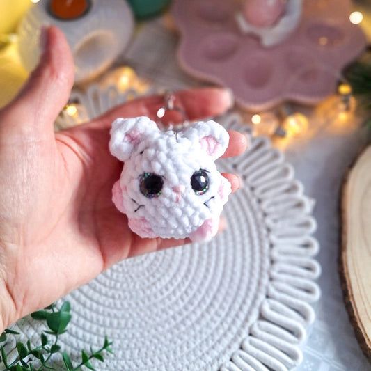 Mouse Keychain, Handmade Plush Yarn Amigurumi, White