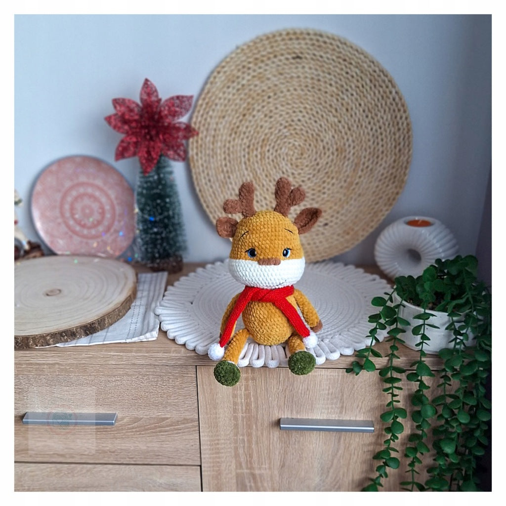 Crochet Reindeer, 31 cm, Handmade Amigurumi Toy with a Scarf